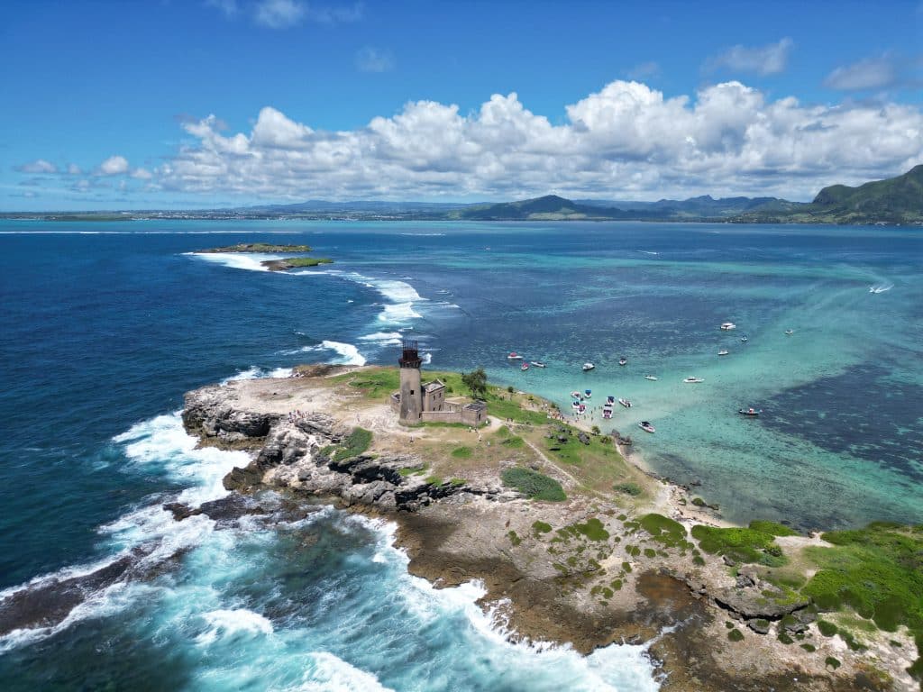 Ile Aux Fouquets Ile Au Phare faro isola escursioni Mauritius cosa vedere visitare fare drone