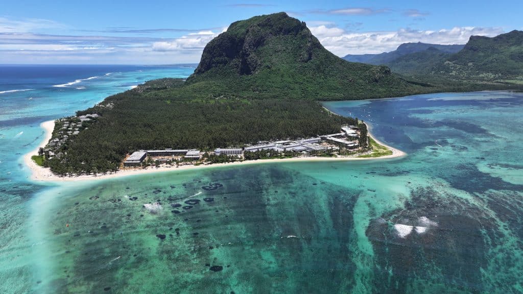 Le Morne cascate sott'acqua Mauritius underwater falls come vedere idrovolante tour guidato suggerimenti consigli di viaggio