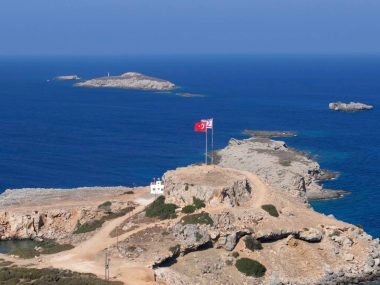 cosa vedere fare visitare Cipro del nord Cyprus north visit spiagge beaches drone laws