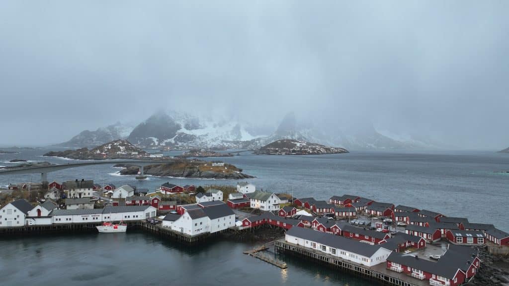 dove dormire Isole Lofoten Eliassen Rorbuer sud south islands booking b&b hotel