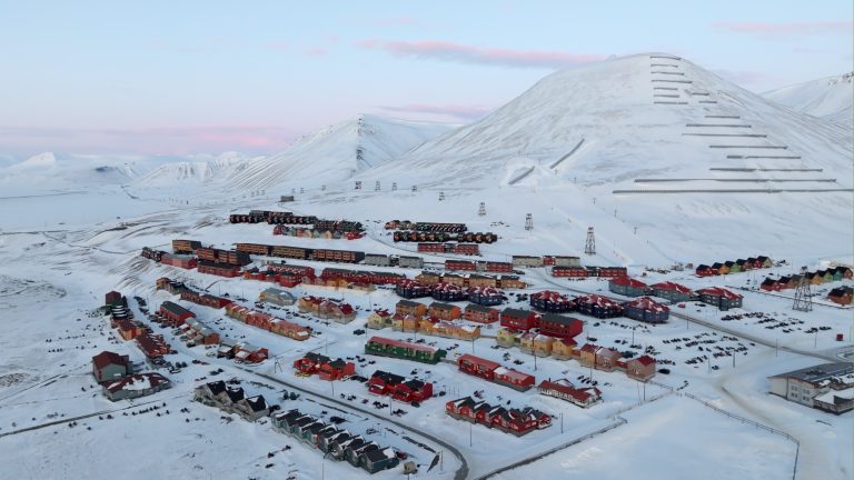 isole svalbard ep 1 longyearbyen città più a nord del mondo