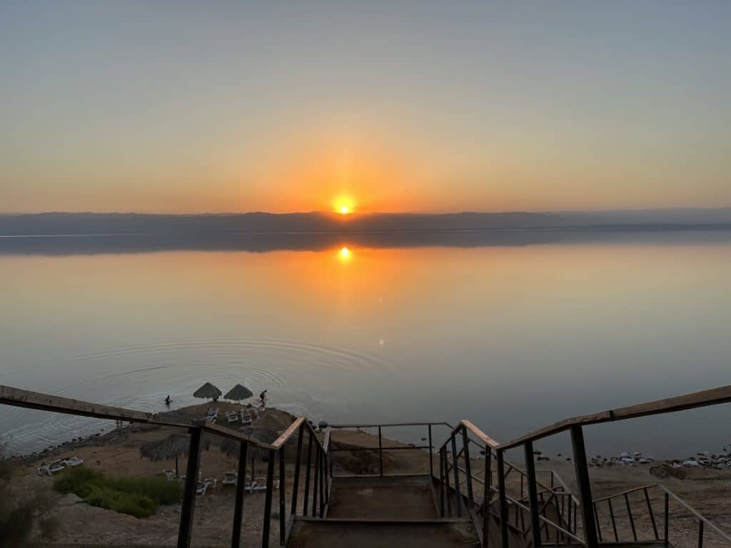 viaggio in Giordania: itinerario e consigli di viaggio cosa vedere fare visitare drone laws rules jordan mar morto dead Sea