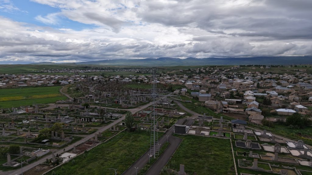 cimitero noratus lago sevan dove dormire cosa mangiare armenia
