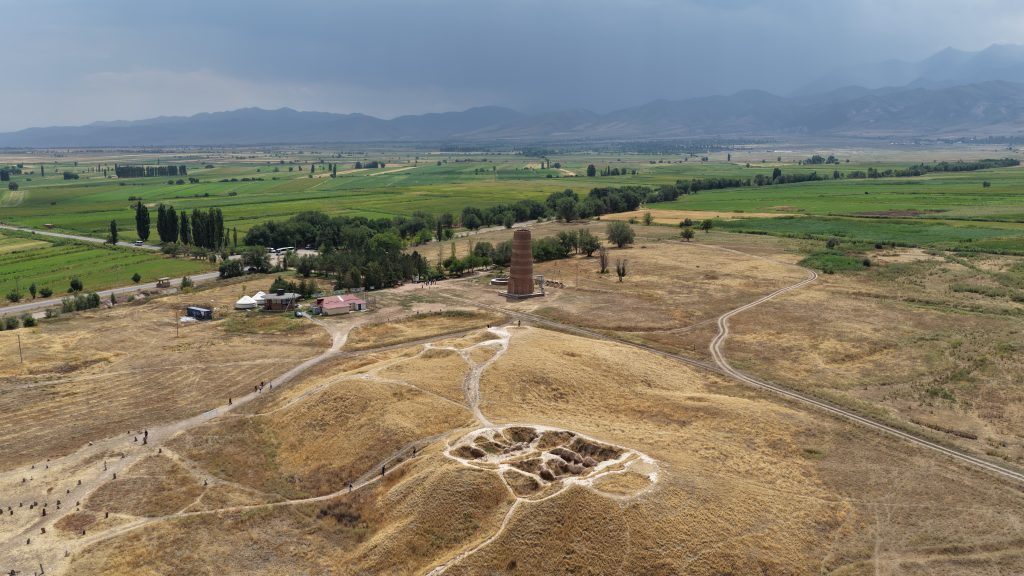 itinerario di viaggio in Kirghizistan Kyrgyzstan tokmok Burana torre enontheroad