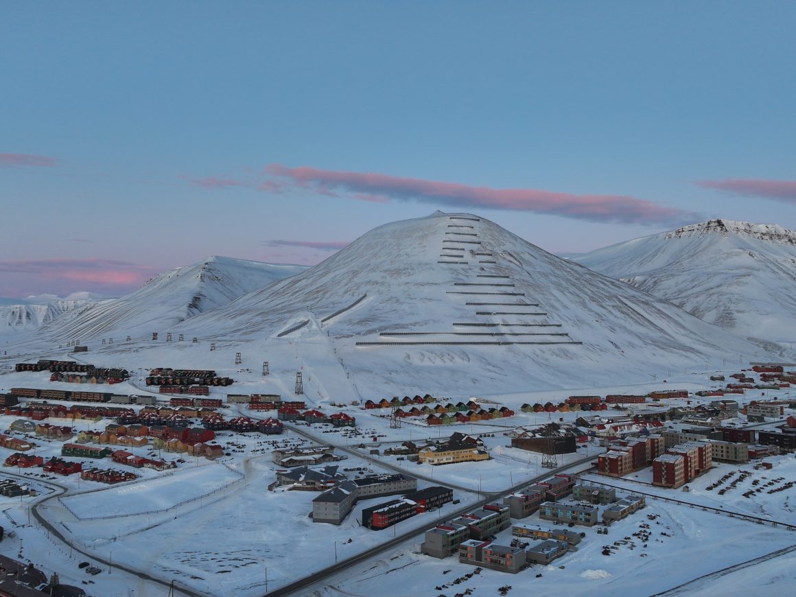 drone laws Norway regole drone Norvegia svalbard lofoten