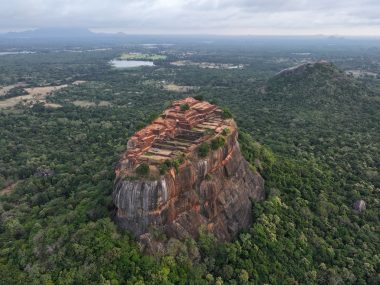 drone laws Sri Lanka regole per volare con drone in Sri Lanka sigiriya