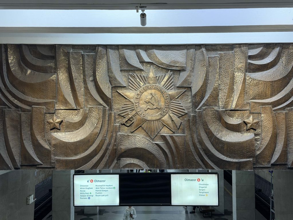 soviet urss metro tashkent uzbekistan viaggio cosa vedere