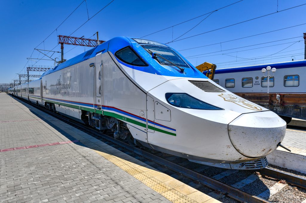 Bukhara Railway Station treni Uzbekistan