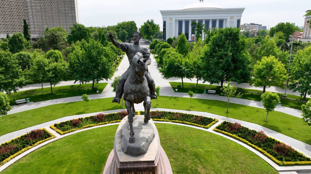 Amir Timur piazza Tashkent Tamerlano